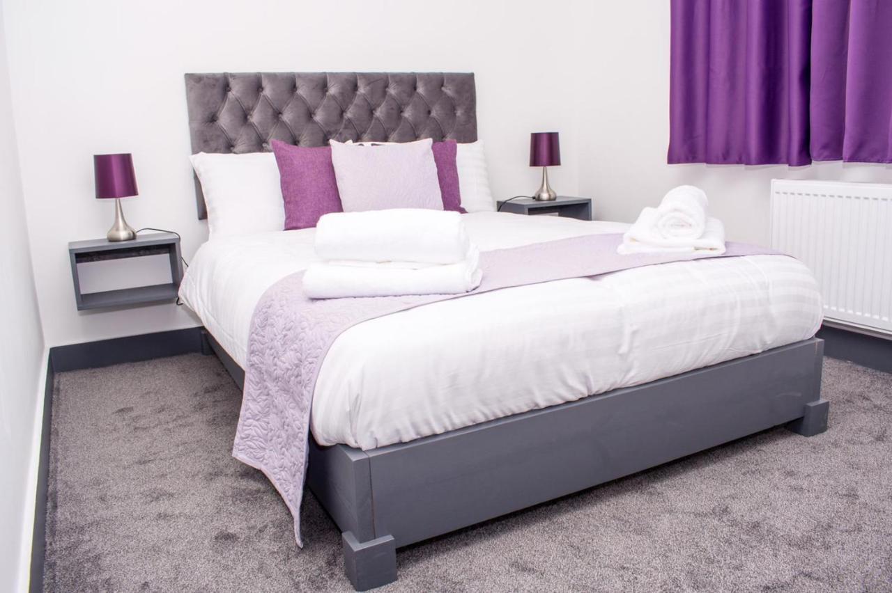 Homestay In Birmingham Sleeps 8 - Free Parking & Wifi Exterior photo