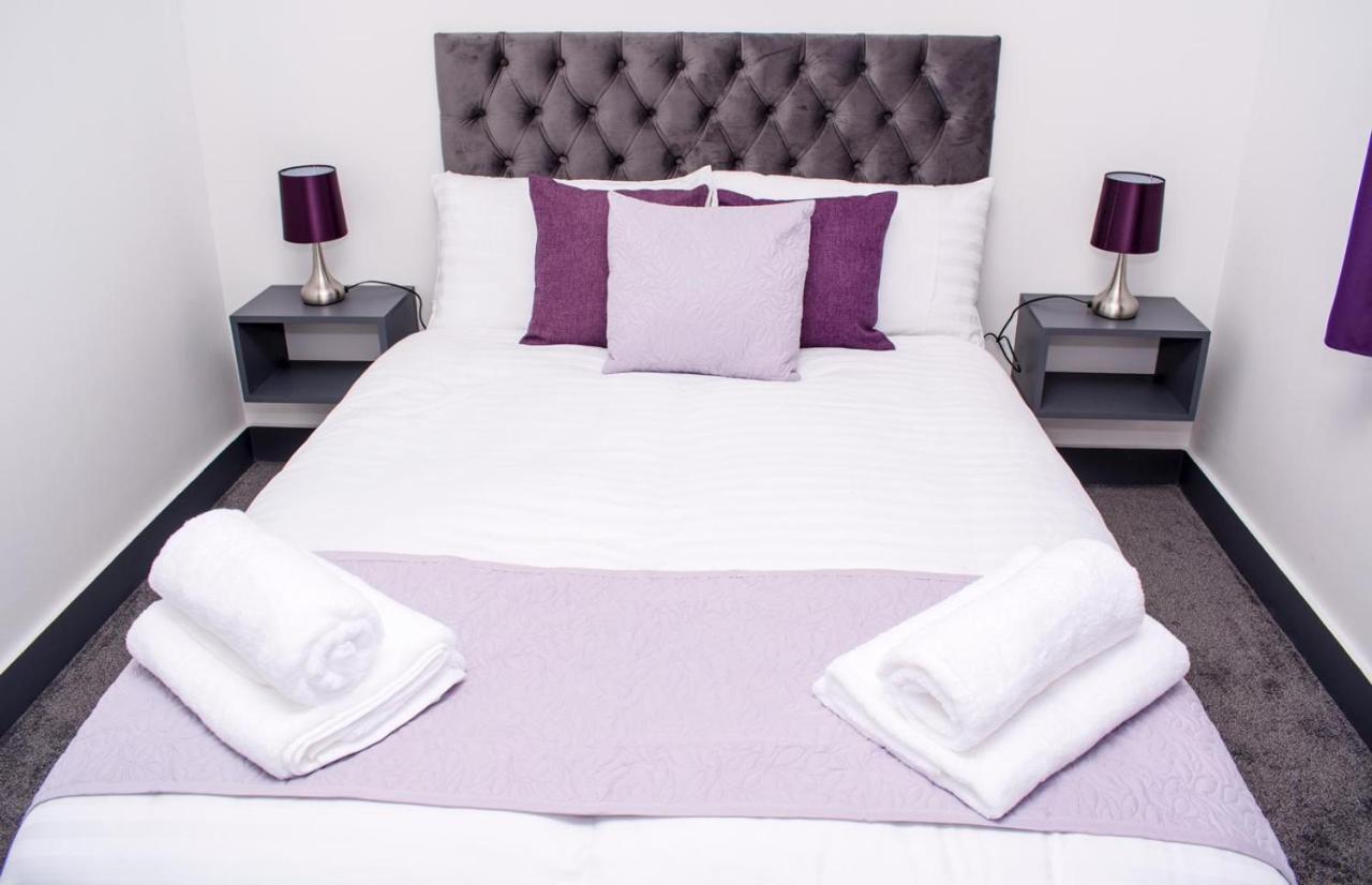 Homestay In Birmingham Sleeps 8 - Free Parking & Wifi Exterior photo