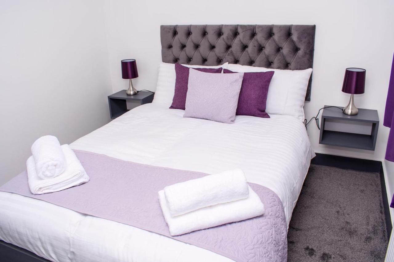 Homestay In Birmingham Sleeps 8 - Free Parking & Wifi Exterior photo