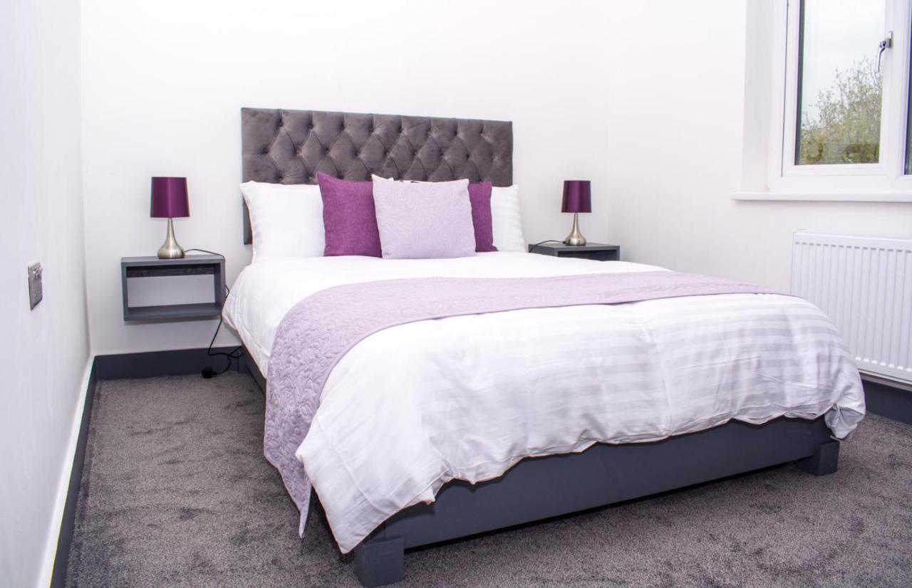 Homestay In Birmingham Sleeps 8 - Free Parking & Wifi Exterior photo