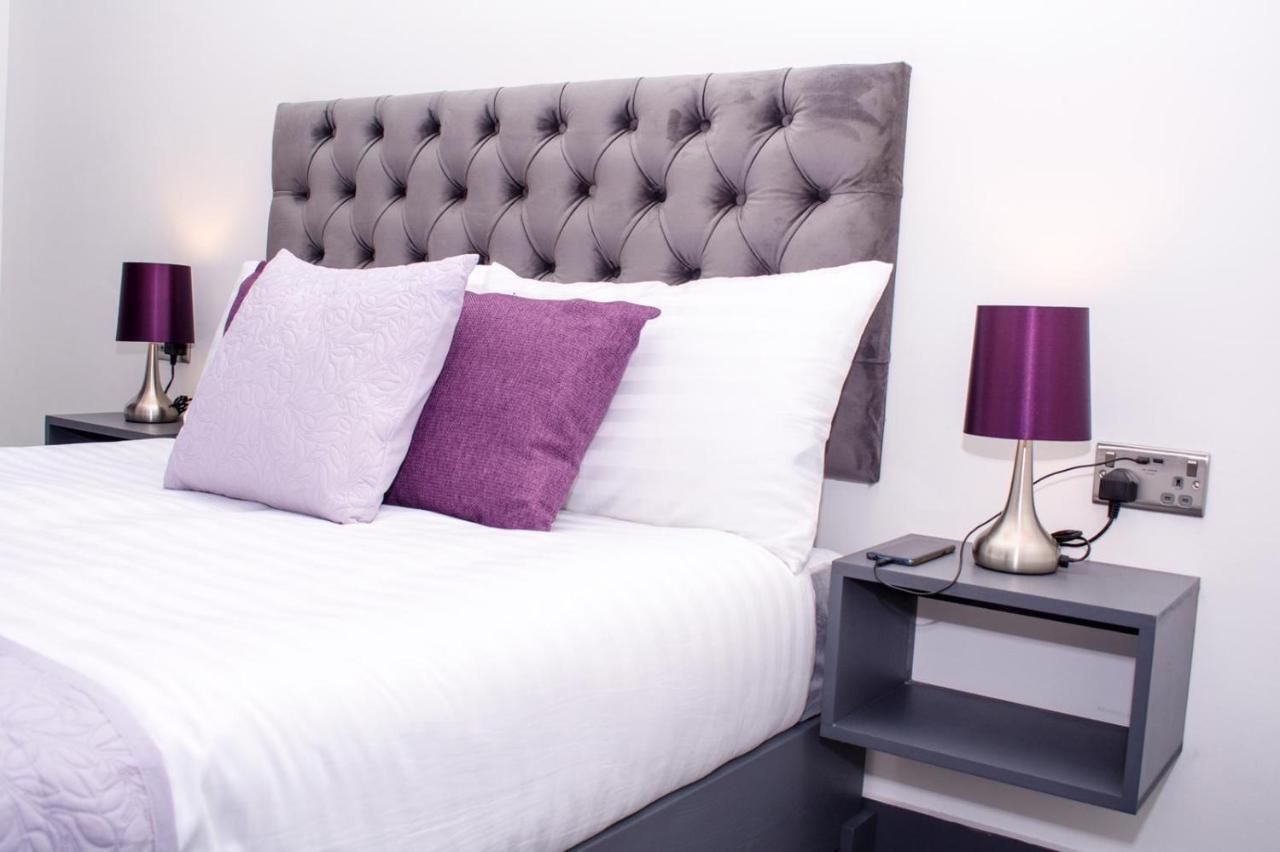 Homestay In Birmingham Sleeps 8 - Free Parking & Wifi Exterior photo