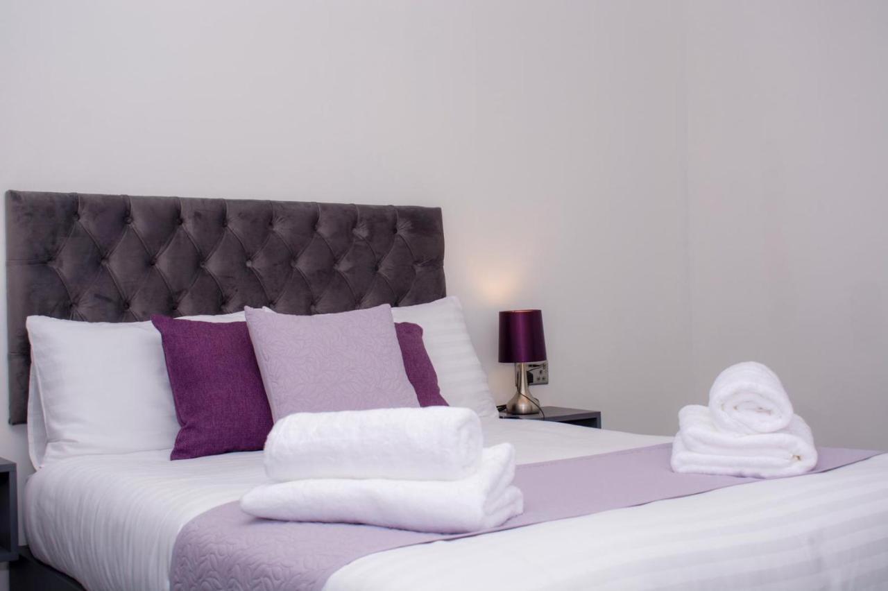 Homestay In Birmingham Sleeps 8 - Free Parking & Wifi Exterior photo